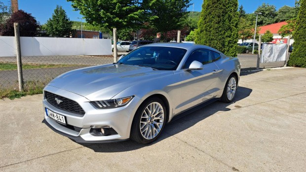 Ford Mustang Fastback 2.3 Ecoboost (Automata)