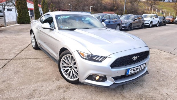 Ford Mustang Fastback 2.3 Ecoboost (Automata)