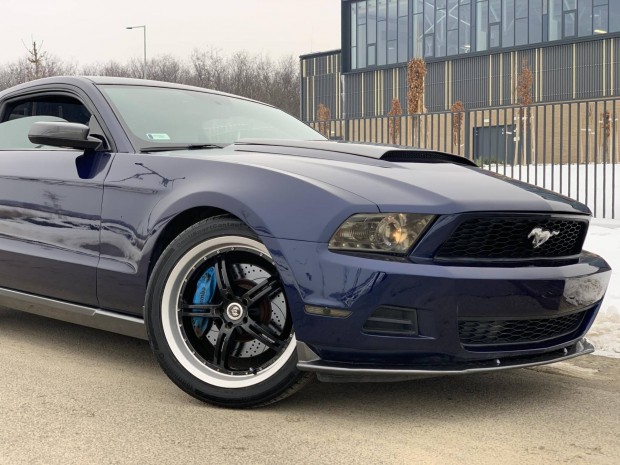 Ford Mustang Fastback 3.7 V6 (Automata) Airaid!...