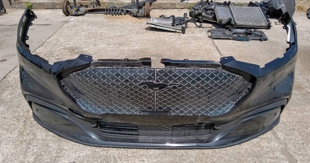 Ford Mustang Mach-E első lökhárító levegő zsálúval együtt
