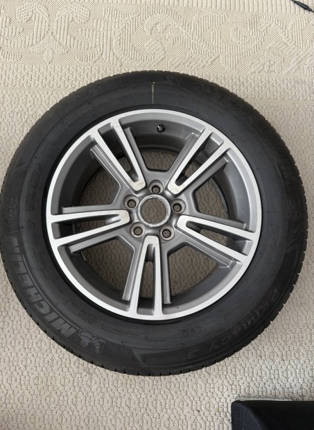 Ford Mustang Nyri Gumi Alufelnivel