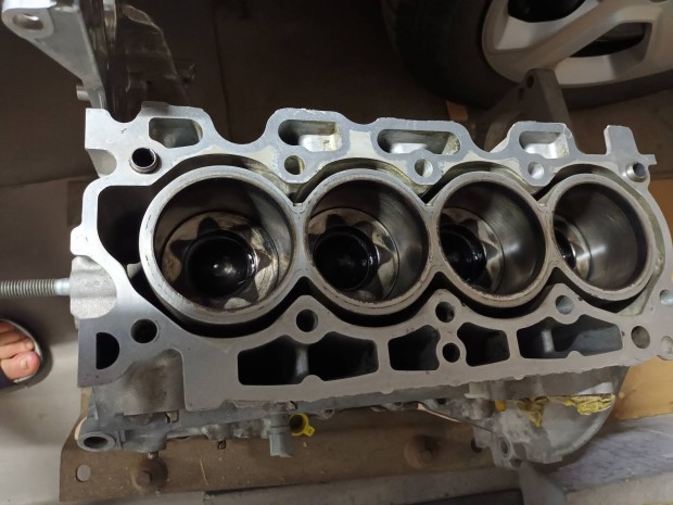 Ford Peugeot stb motorblokk