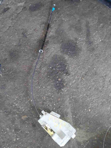 Ford Puma Jobb Els� Ajt� Z�rszerkezet