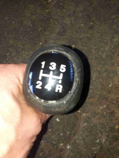 Ford Puma V�lt� Gomb