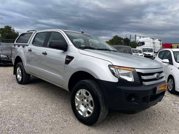 Ford Ranger 2.2 TDCi 4x4 XLT 3.5T-s Vonóhorog!...