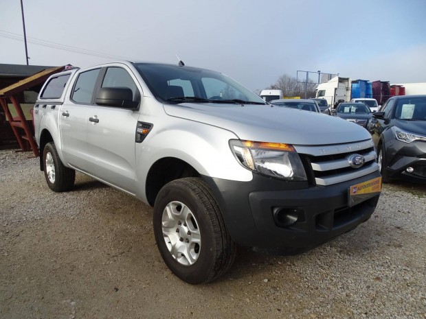 Ford Ranger 2.2 TDCi 4x4 XLT 3.5T-s Vonóhorog!...