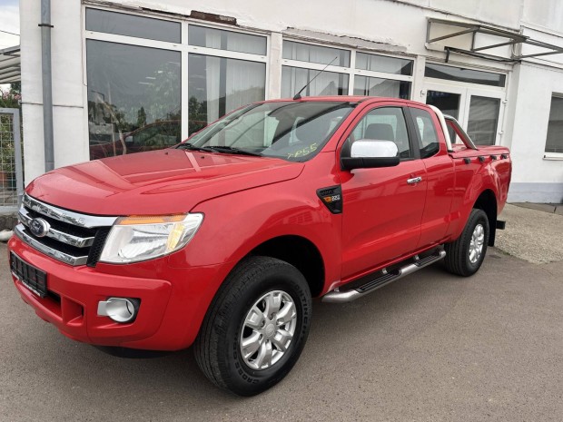 Ford Ranger 2.2 TDCi 4x4 XLT szervizelt aut