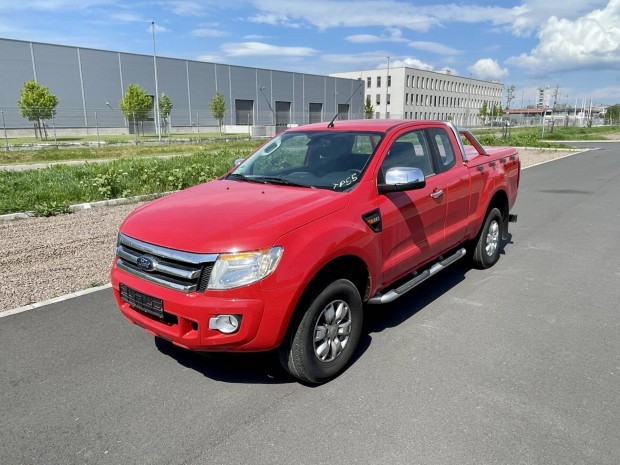 Ford Ranger 2.2 TDCi 4x4 XLT szervizelt autó