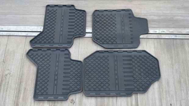 Ford Ranger III 3 gyári gumi szönyeg garnítóra AB39-2113086-AAW