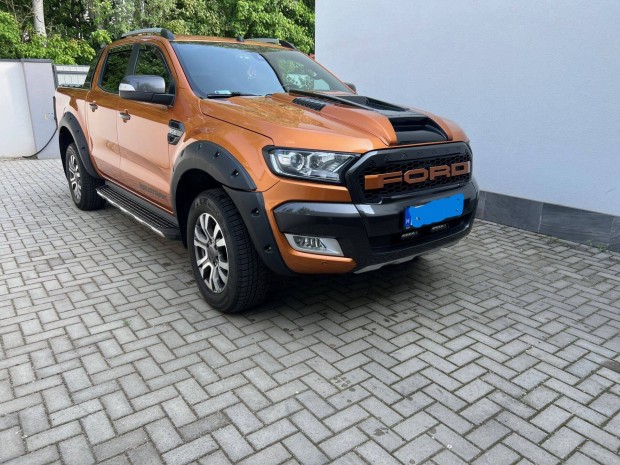 Ford Ranger Wildtrak 3,2 es 200 lovas autómata megkímélt