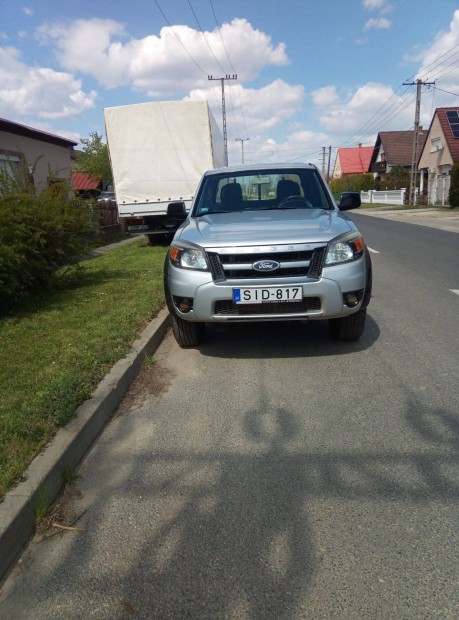 Ford Ranger XLT elad