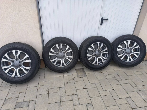 Ford Ranger alufelni tli gumival