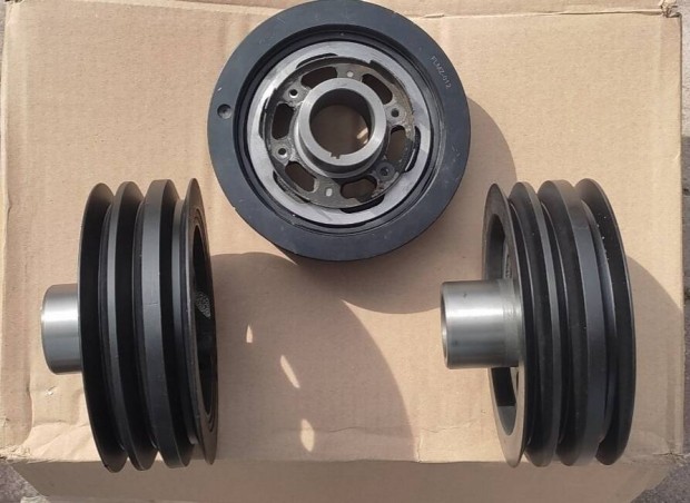 Ford Ranger �s Mazda B2500, BT-50 vadonat�j �ksz�j t�rcsa. 