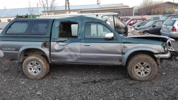 Ford Ranger és Mazda B2500 bontott alkatrészek eladók