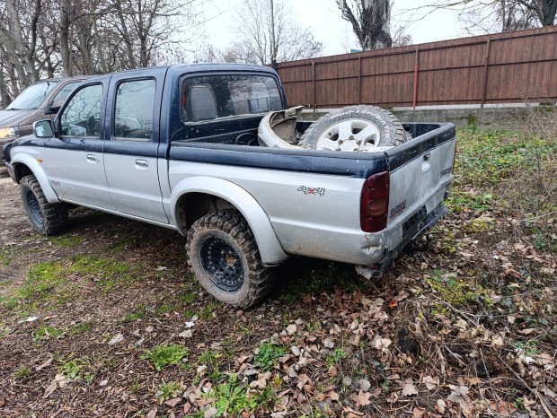 Ford Ranger �s Mazda B2500 bontott alkatr�szek elad�k. 