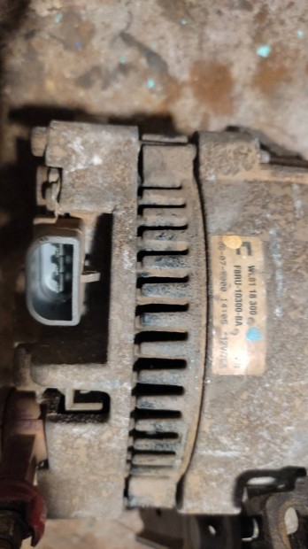 Ford Ranger �s Mazda B2500 bontott gener�tor, �nind�t� elad�. 