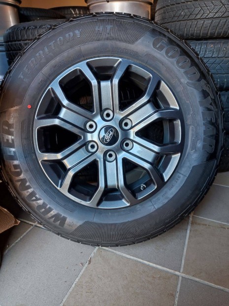 Ford Ranger gyri j garnitra 18"mretben!