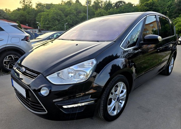 Ford S-Max 1.6 Ecoboost Titanium Vezetett szerv...