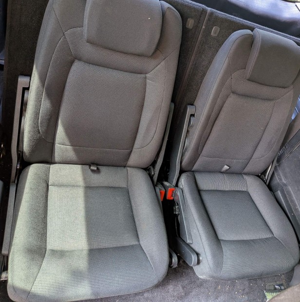 Ford S-Max 2006-2014 6. 7. hátsó ülés sor