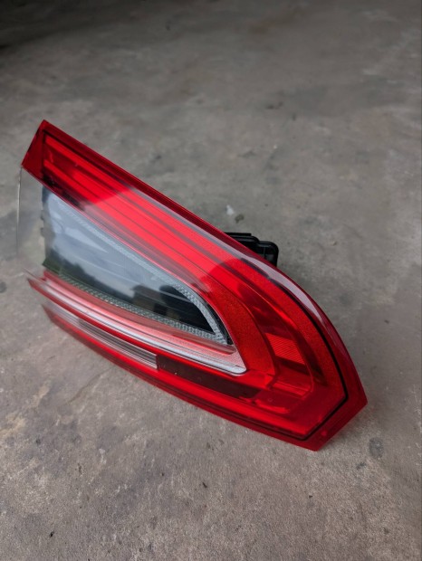 Ford S-Max 2010-2014 Bal hátsó lámpa (belső)