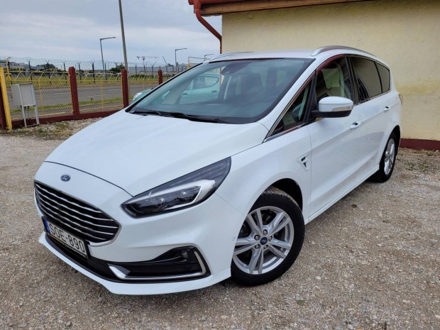 Ford S-Max 2.0 Ecoblue Titanium 1 Tul.! Magyar!...