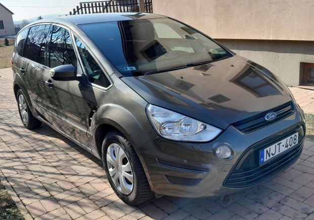 Ford S-Max 2.0 TDCi 140 LE (7 szemlyes)