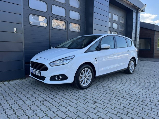 Ford S-Max 2.0 TDCi Business Szervizkönyv / 140...
