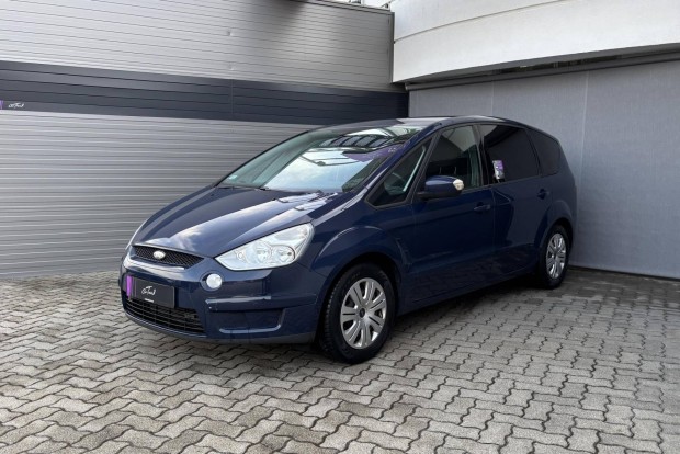Ford S-Max 2.0 TDCi Titanium Garanci�val!