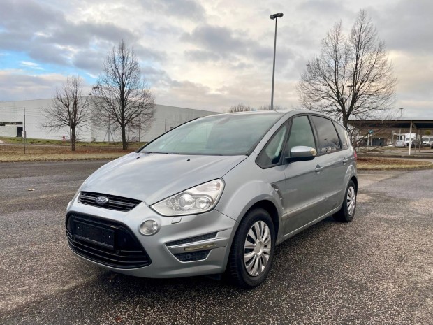 Ford S-Max 2.0 TDCi Titanium Megkmlt llapot/...