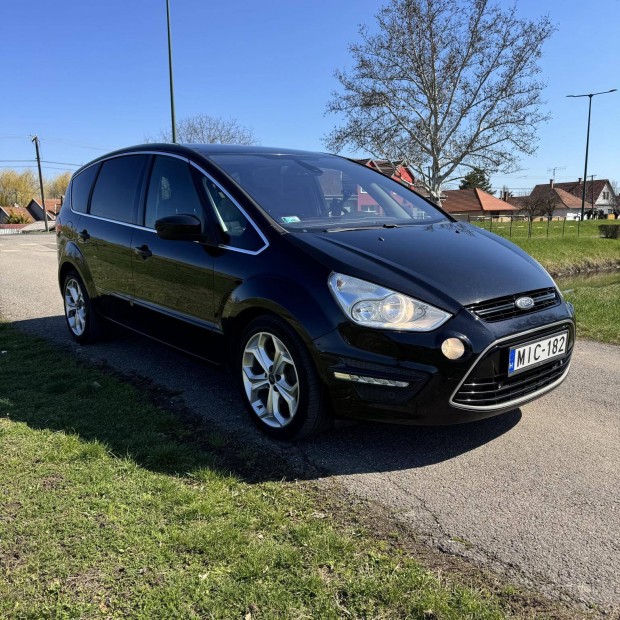Ford S-Max 2.0 TDCi Titanium Powershift Tulajdo...