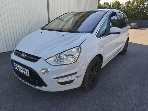 Ford S-Max 2.0 TDCi Titanium-S Powershift