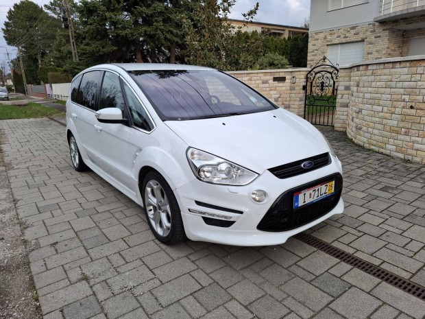 Ford S-Max 2.2 TDCi Titanium-S