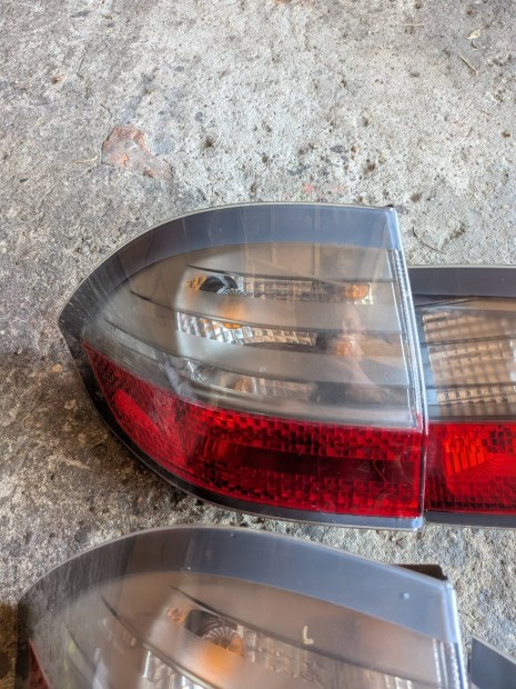 Ford S-Max hátsó lámpa 2006-2010