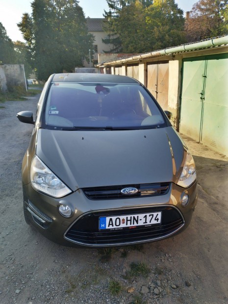Ford S-max Titanium