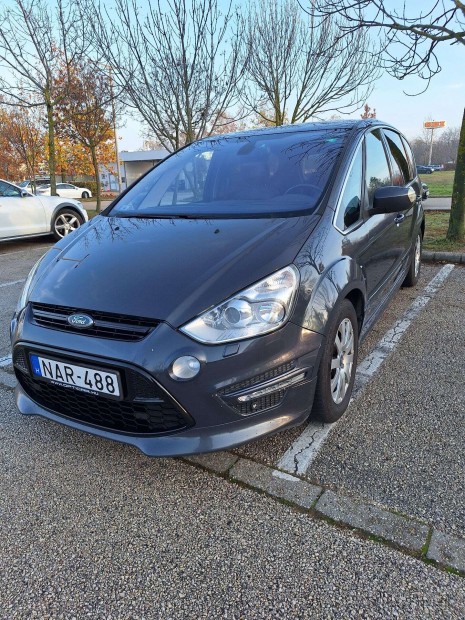 Ford S-max Titanium-S 7 szemlyes, vonhorog, magyaro-i