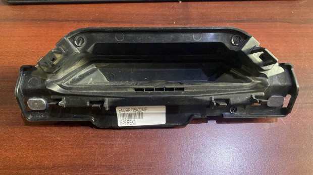 Ford S-max k�ls� csomagt�rajt� foganty� EM2BR425A22A elad�