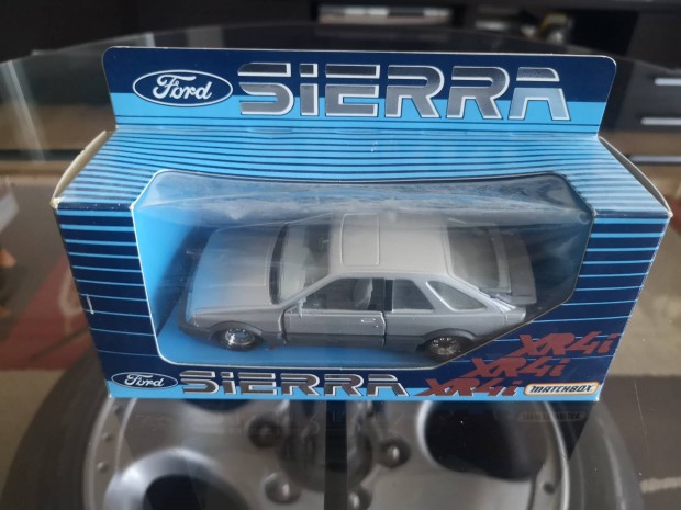 Ford Sierra XR4i Matchbox Superkings 1982