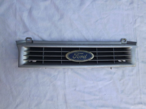 Ford Sierra mk3 gyári szép hűtőrács