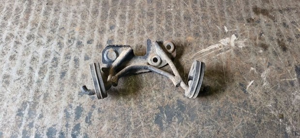 Ford TRANSIT 00-06 kipufog�dob KIPUFOG� cs� TART� gumi BAK konzol 0737