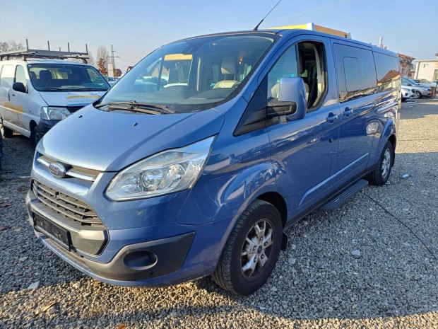 Ford Tourneo Custom 2.2 TDCi 300 Swb Titanium D...