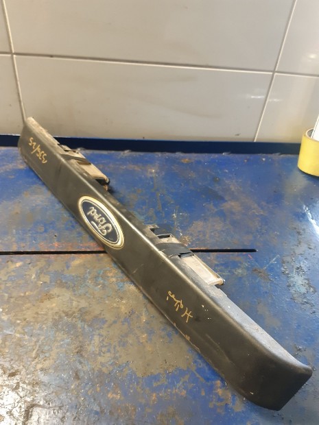 Ford Transit 00-06 Csomagt�rajt� Foganty�