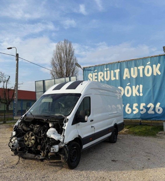 Ford Transit 2.0 TDCi 350 LWB Trail Motor Indul