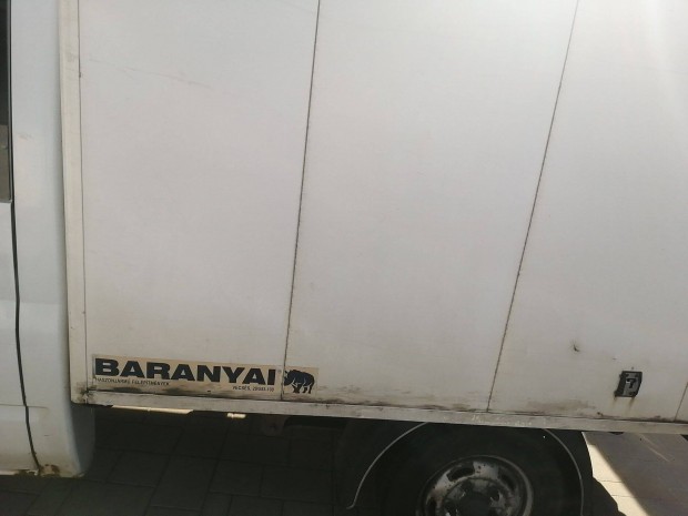 Ford Transit 2.2 Duplakabin Baranyai Felépítmény