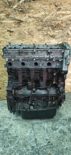 Ford Transit 2.4 TDCI 06-tól Fűzött blokk Motor hengerfej blokk 11952