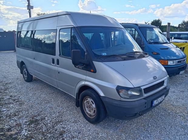 Ford Transit 2.4 TDE 330 M TDE 9 szem�lyes.Kl�m...