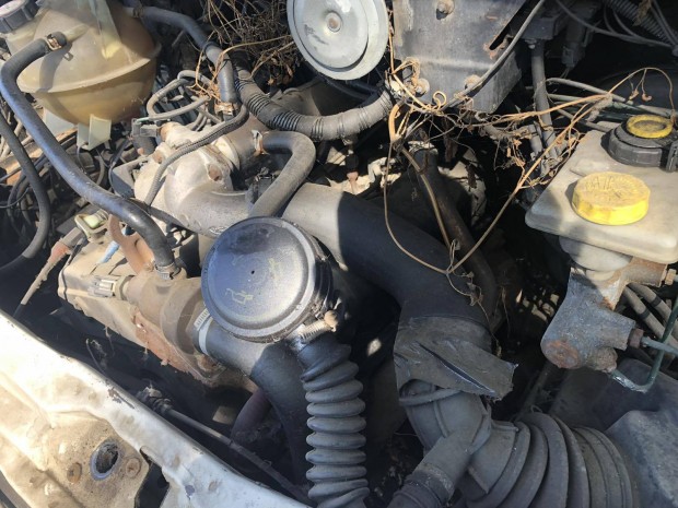Ford Transit 2.5D motor 94-2000-ig.