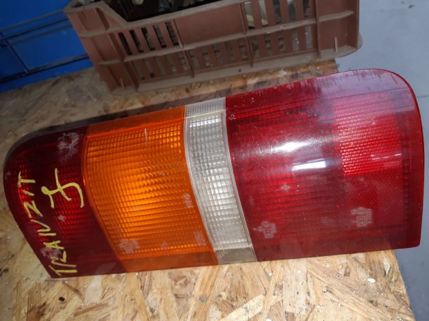 Ford Transit 96-00 Jobb Hátsó Lámpabúra