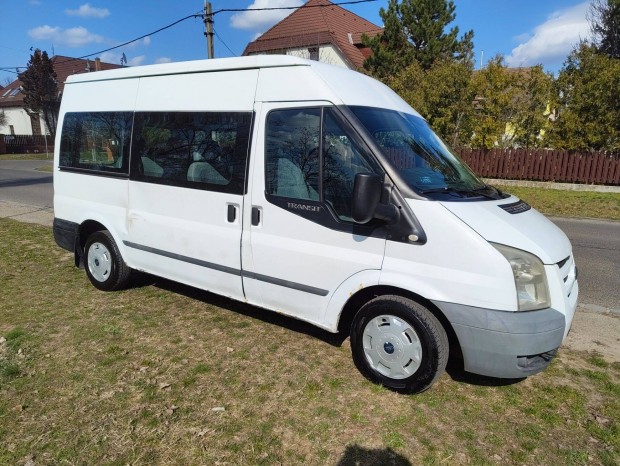 Ford Transit 9 szem�lyes. mindent visz