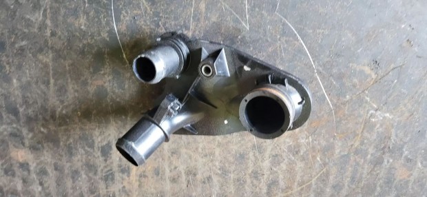 Ford Transit CUSTOM 16- v�zpumpa v�zszivatty� pumpa csatlakoz� 3114