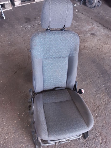 Ford Transit Connect Jobb Első Ülés